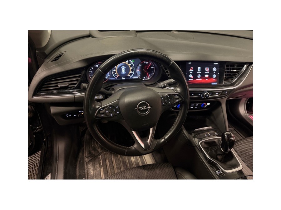 OPEL d'occasion INSIGNIA GRAND SPORT de 2017 Salon de Provence (13)﻿