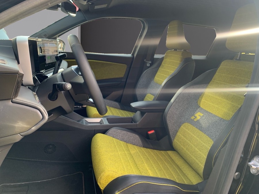RENAULT d'occasion 5 E-TECH 150 EVOLUTION de 2025 Montreuil (93)﻿