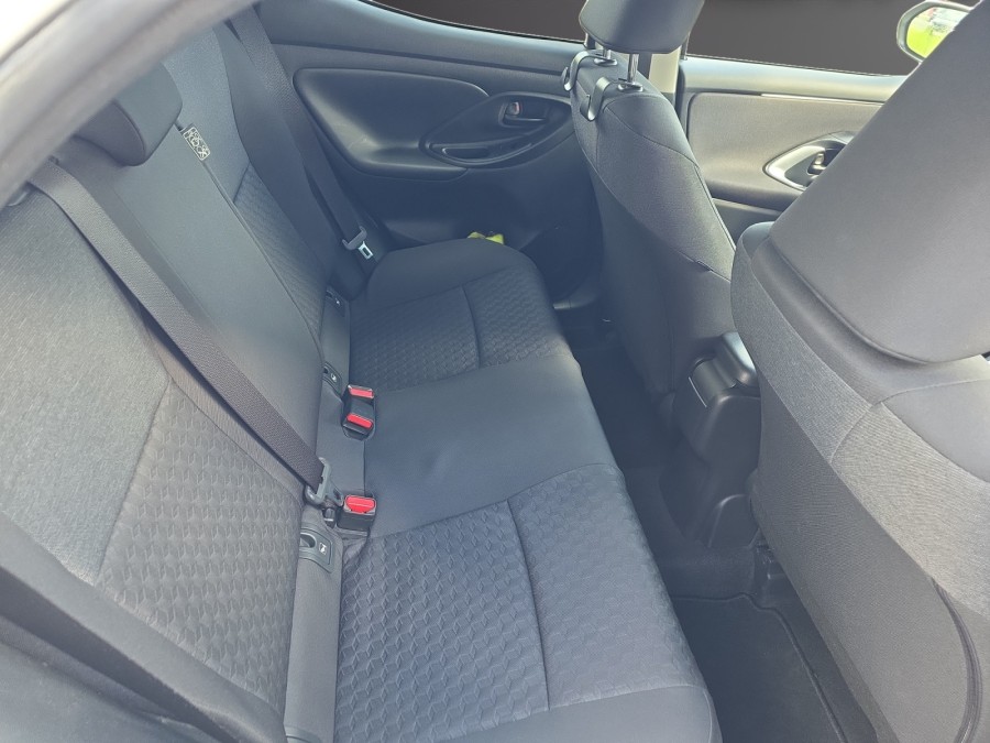 TOYOTA d'occasion YARIS 116H DESIGN de 2023 Le Puy en Velay (43)﻿