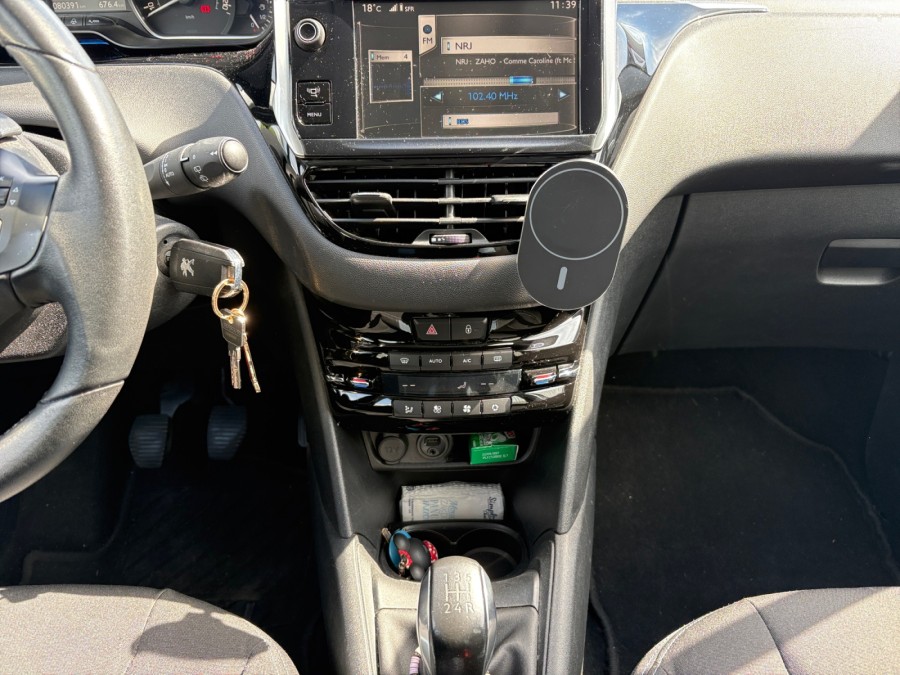PEUGEOT d'occasion 208 1.6 VTI 120 ALLURE de 2014 Brest (29)﻿