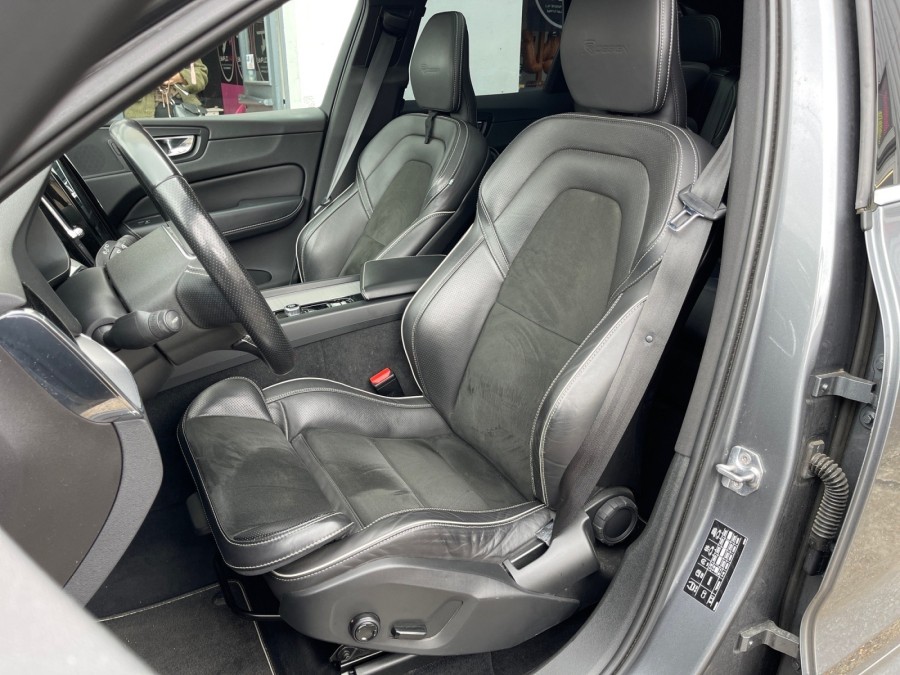 VOLVO d'occasion XC60 D4 190 AWD GEARTRONIC de 2019 La Flèche (72)﻿