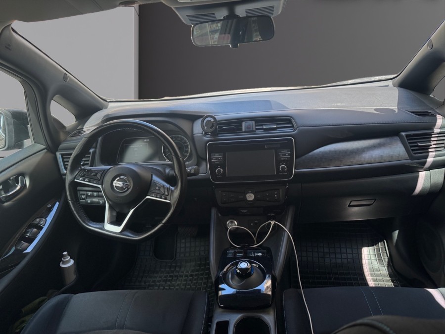 NISSAN d'occasion LEAF ELECTRIQUE 40 KWH ACENTA de 2019 Paris 15 (75)﻿
