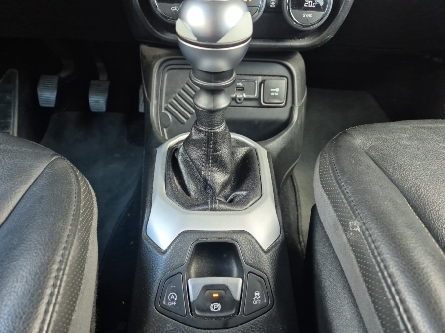 JEEP d'occasion RENEGADE 1.6 MULTIJET 120 LIMITED de 2015 Valence