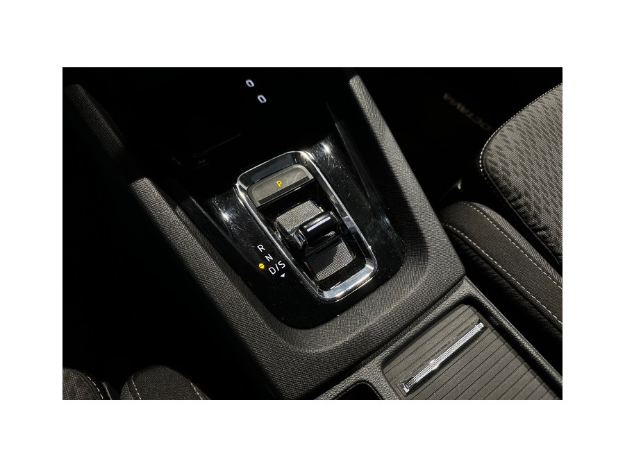 SKODA d'occasion OCTAVIA COMBI 2.0 TDI 116 BUISNESS DSG de 2022 Aix