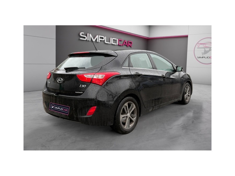 HYUNDAI d'occasion I30 1.6 CRDI 110 BLUE DRIVE EA SPORTS de 2015
