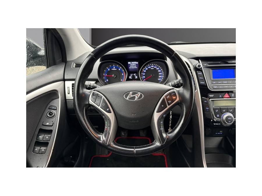 HYUNDAI d'occasion I30 1.6 CRDI 110 BLUE DRIVE EA SPORTS de 2015