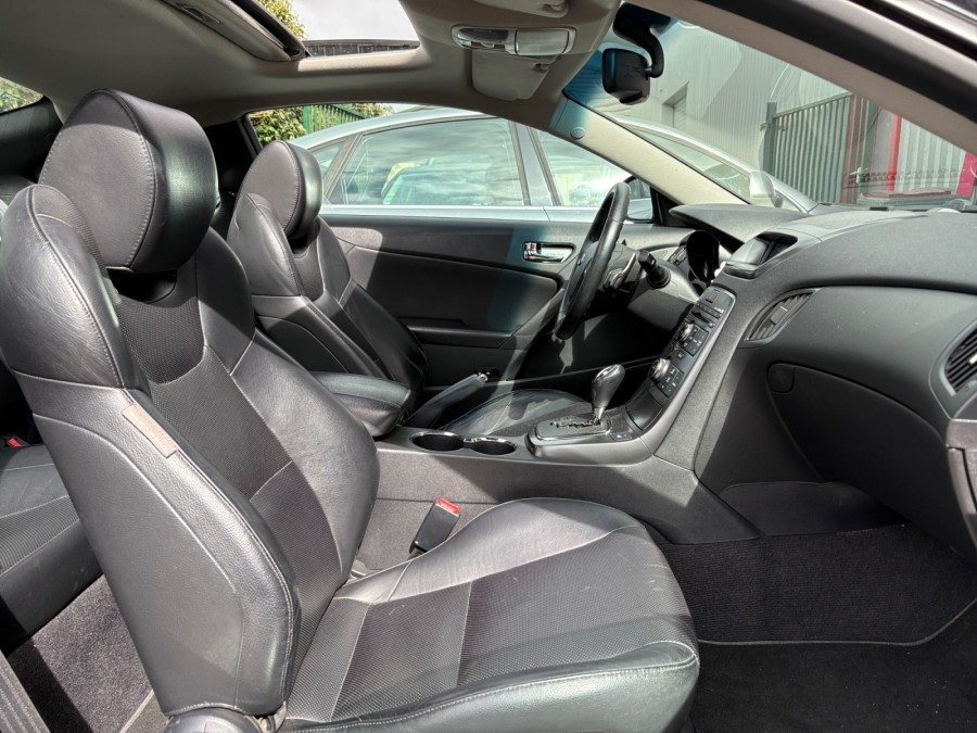 HYUNDAI d'occasion GENESIS 3.8 V6 PACK EXECUTIVE A de 2011 Brest (29)﻿
