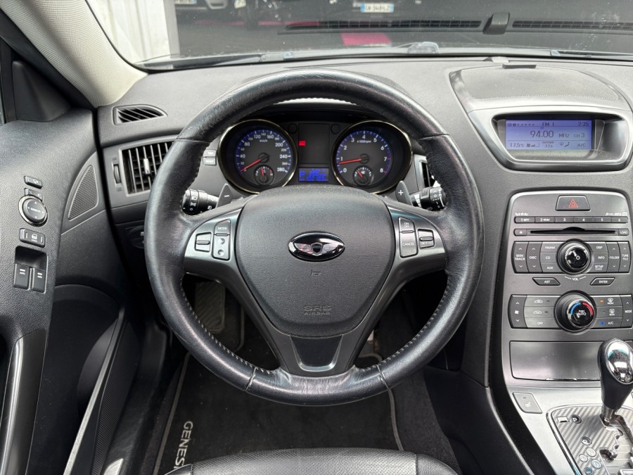 HYUNDAI d'occasion GENESIS 3.8 V6 PACK EXECUTIVE A de 2011 Brest (29)﻿