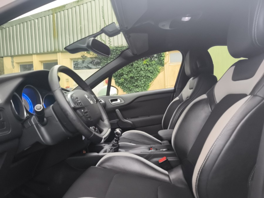 CITROEN d'occasion DS4 1.6 E-HDI 115 SO CHIC de 2013 Brest (29)﻿