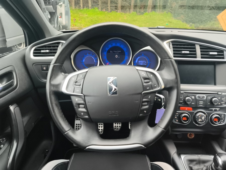 CITROEN d'occasion DS4 1.6 E-HDI 115 SO CHIC de 2013 Brest (29)﻿