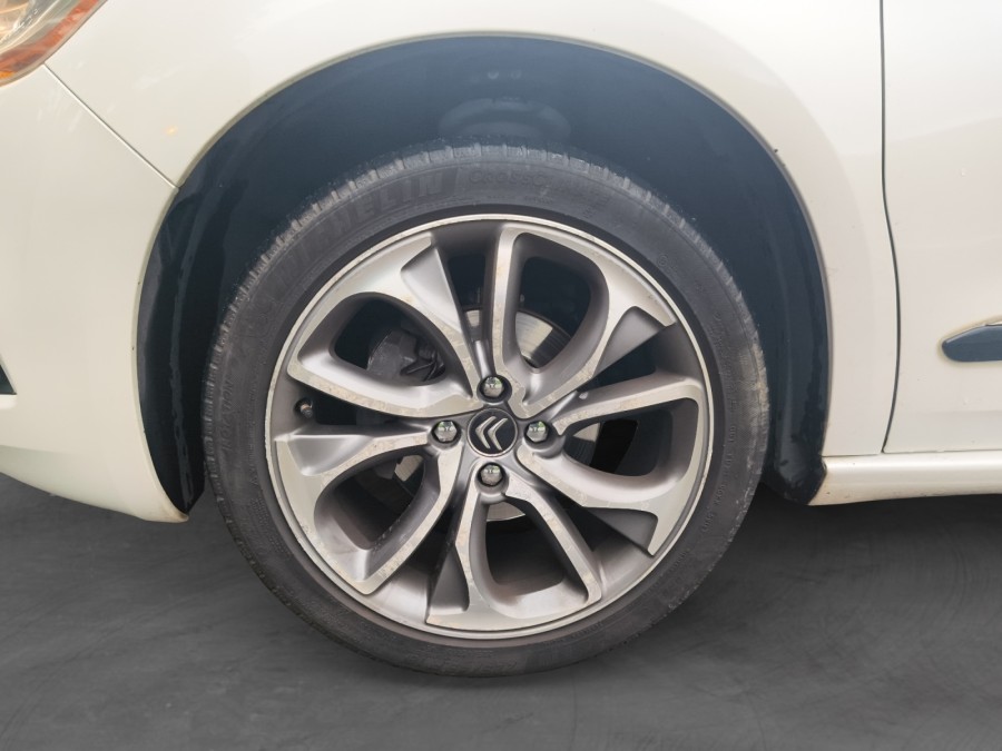 CITROEN d'occasion DS4 1.6 E-HDI 115 SO CHIC de 2013 Brest (29)﻿