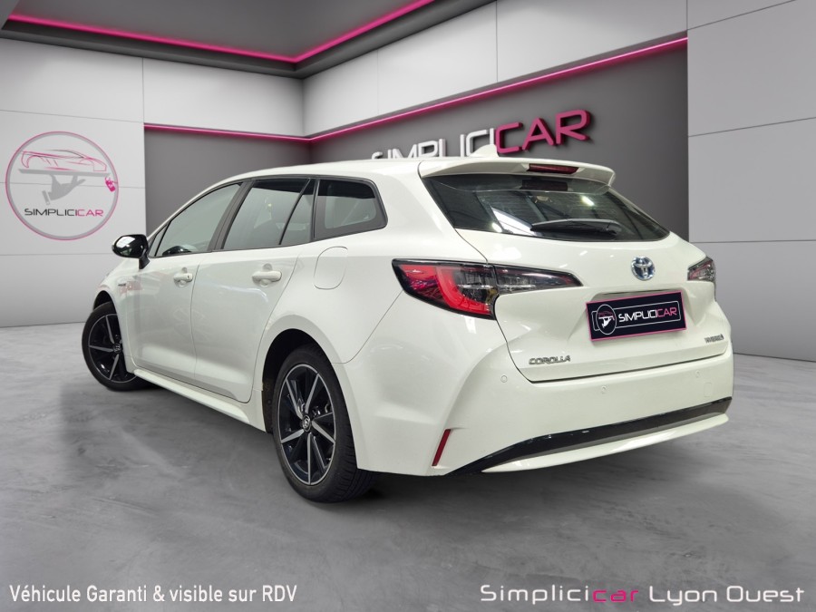 TOYOTA d'occasion COROLLA TS 122H DYNAMIC BUSINESS de 2019 Lyon Ouest