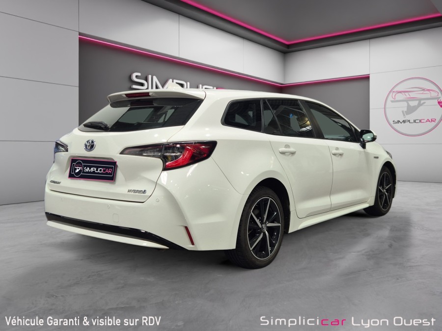 TOYOTA d'occasion COROLLA TS 122H DYNAMIC BUSINESS de 2019 Lyon Ouest