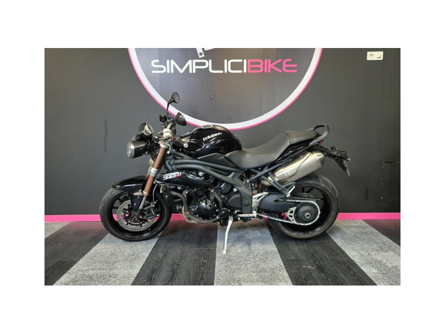TRIUMPH d'occasion SPEED TRI SPEED TRIPLE de 2011 Lyon Ouest (69)﻿