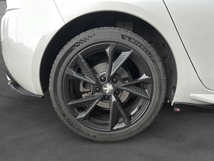 PEUGEOT d'occasion 308 1.2 PURE TECH 130 GT LINE EAT de 2015 Poitiers