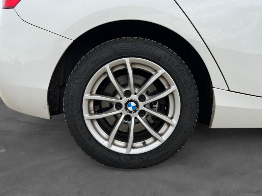 BMW d'occasion SERIE 120D SPORT BA de 2017 Poitiers (86)﻿