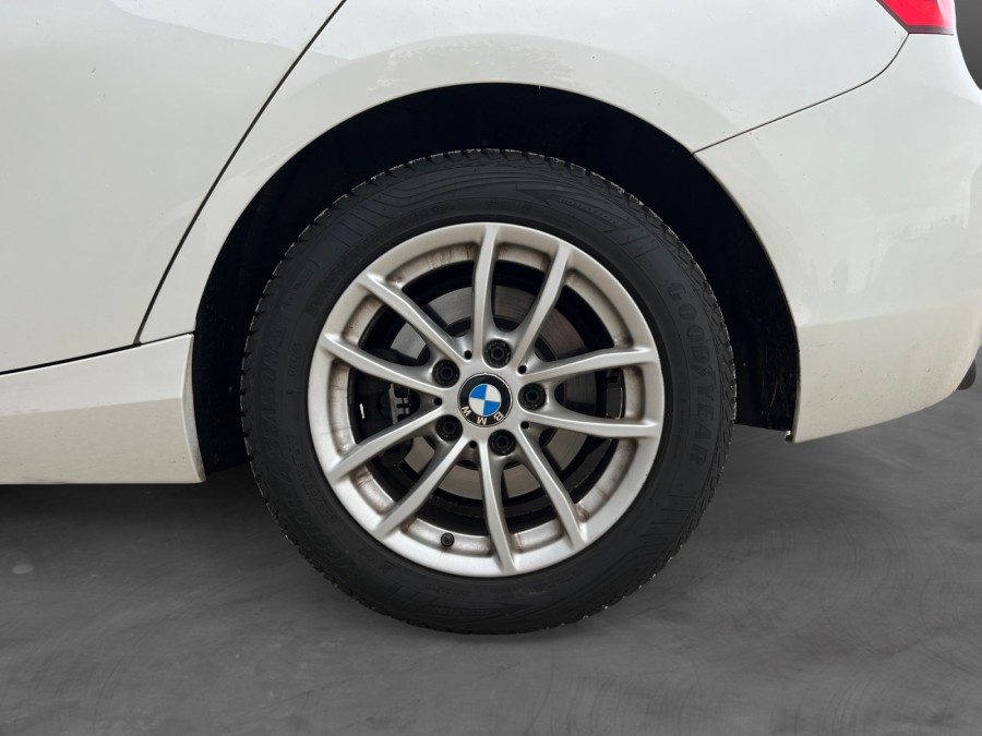 BMW d'occasion SERIE 120D SPORT BA de 2017 Poitiers (86)﻿