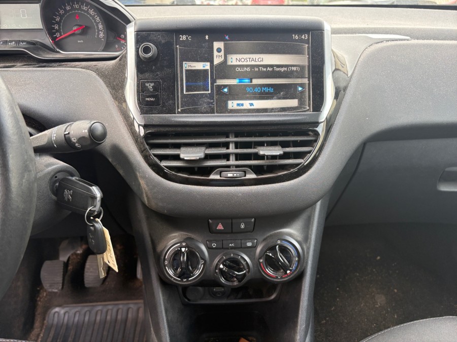 PEUGEOT d'occasion 208 1.2 VTI 82 ENVY de 2014 Orgeval Verneuil (78)﻿