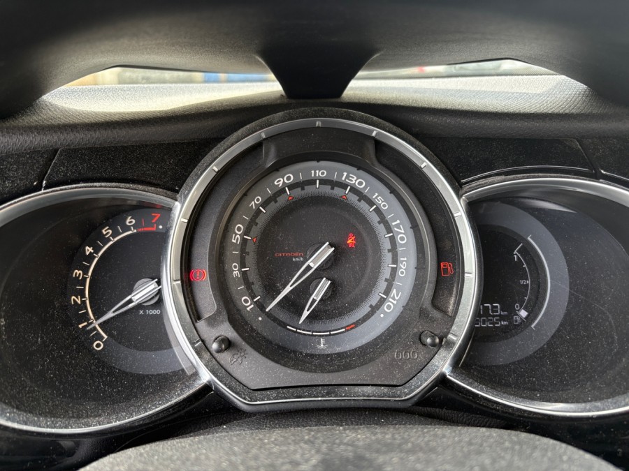CITROEN d'occasion DS3 1.2 VTI 82 CHIC de 2014 Orgeval Verneuil (78)﻿