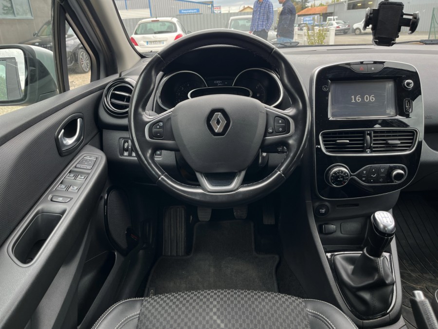 RENAULT d'occasion CLIO 1.5 DCI 90 LIMITED de 2018 Poitiers (86)﻿