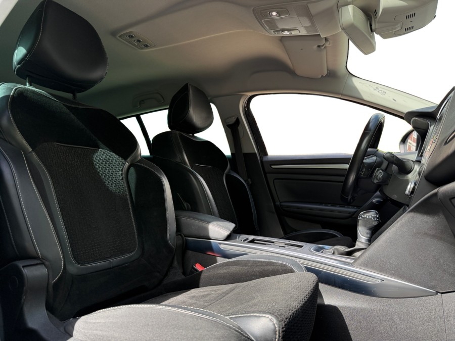RENAULT d'occasion MEGANE ESTATE TCE 130 INTENS EDC de 2016 Orgeval