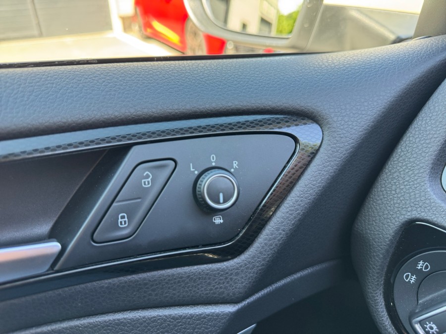 VOLKSWAGEN d'occasion GOLF 2.0 TDI 150 CARAT DSG de 2013 Vienne (38)﻿
