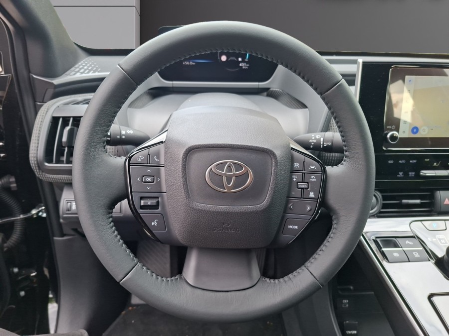 TOYOTA d'occasion BZ4X 204 PURE  2WD 11KW de 2025 Montreuil (93)﻿