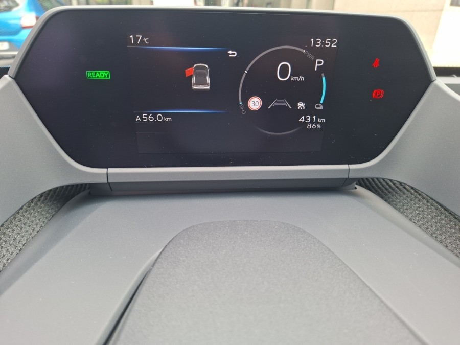 TOYOTA d'occasion BZ4X 204 PURE  2WD 11KW de 2025 Montreuil (93)﻿