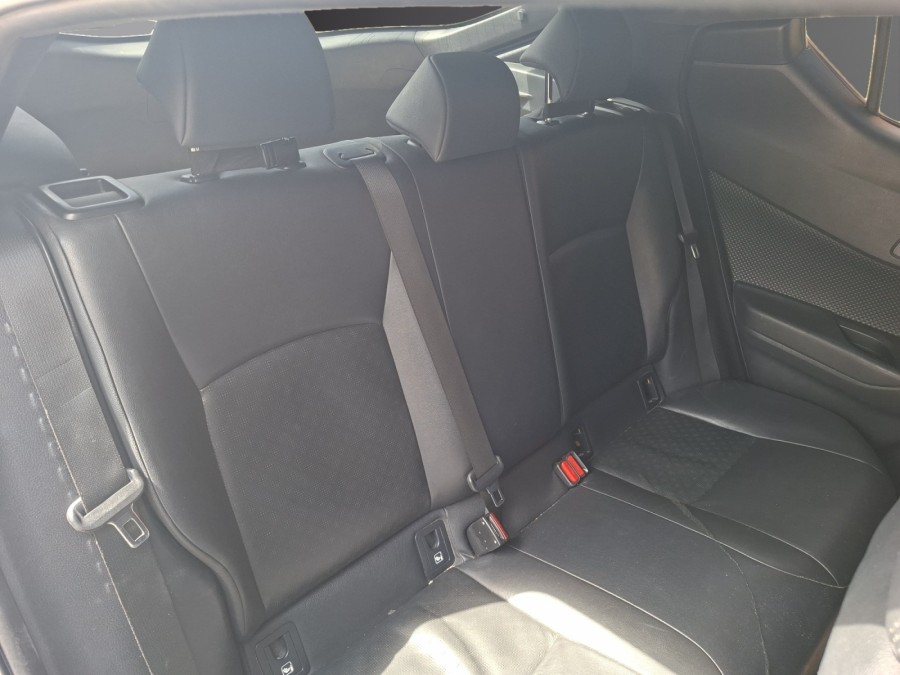 TOYOTA d'occasion C-HR 1.8 122H DYNAMIC de 2019 Montreuil (93)﻿