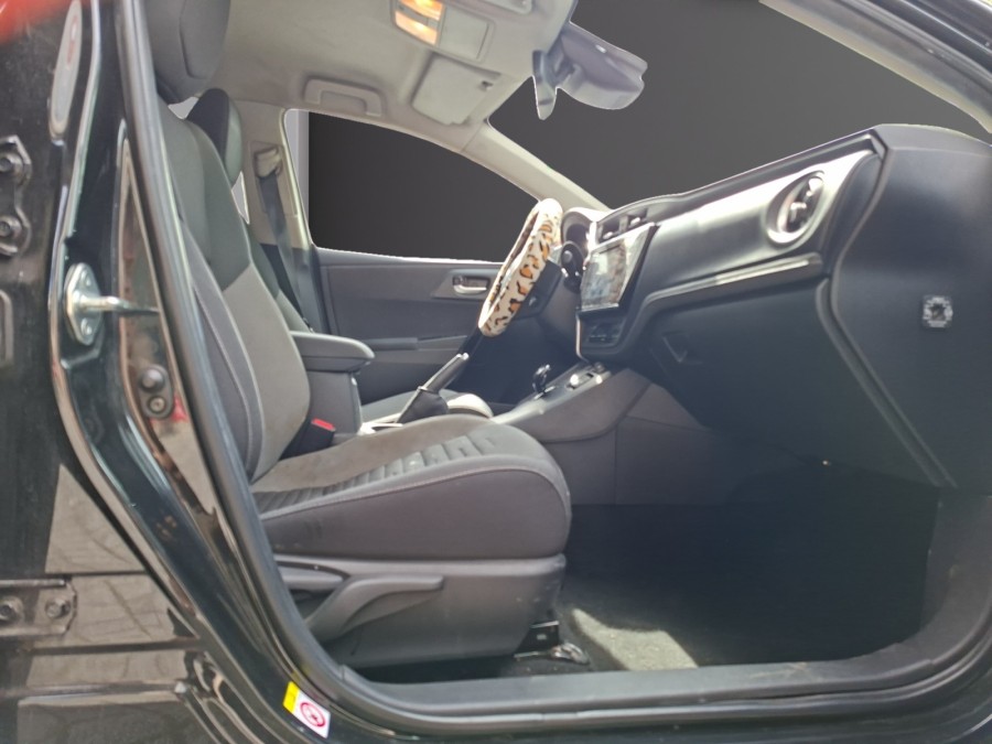 TOYOTA d'occasion AURIS 136H DESIGN de 2018 Montreuil (93)﻿