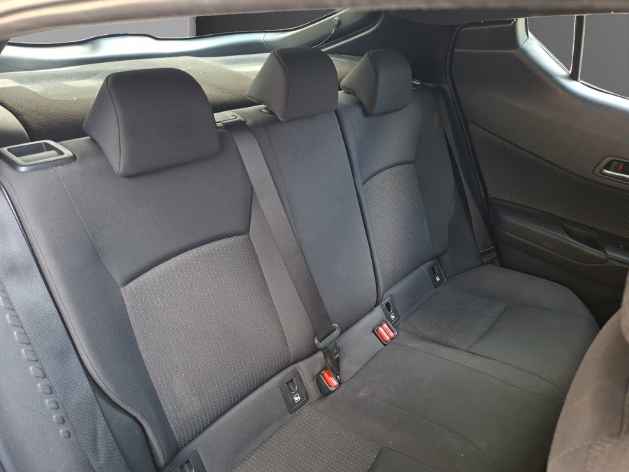TOYOTA d'occasion C-HR 122H DYNAMIC de 2018 Montreuil (93)﻿