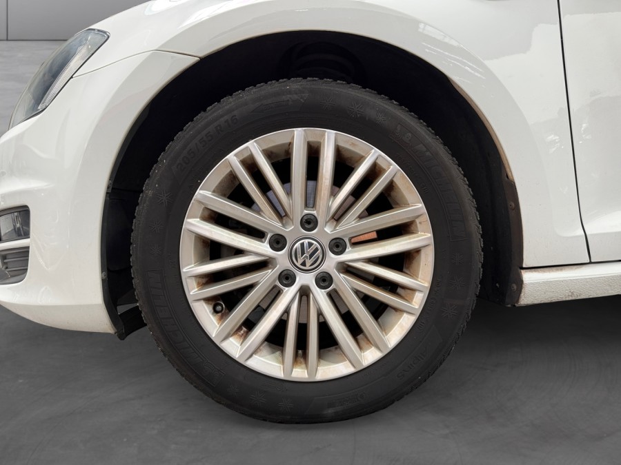 VOLKSWAGEN d'occasion GOLF 1.2 TSI 105 EDITION de 2014 Lyon Ouest