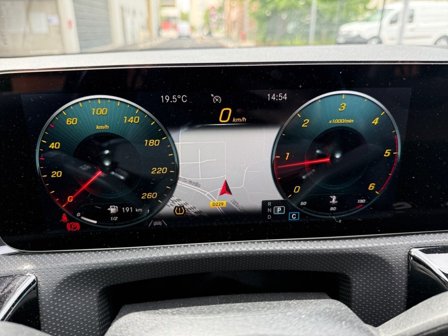 MERCEDES d'occasion CLASSE A IV A180 D BUSINESS LINE 8G-DCT de 2021
