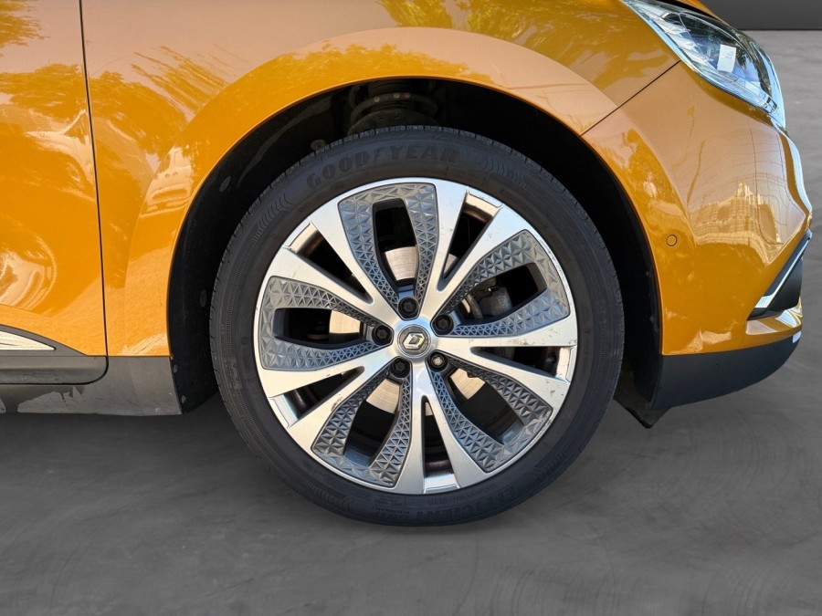 RENAULT d'occasion SCENIC 1.5 DCI 110 INTENS de 2016 Salon de