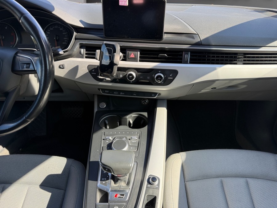 AUDI d'occasion A4 2.0 TDI 190 S TRONIC de 2016 Carcassonne (11)﻿