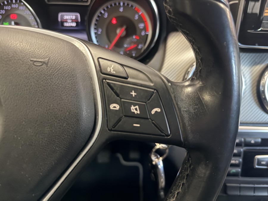 MERCEDES d'occasion CLASSE GLA GLA 200 D de 2015 Annecy (74)﻿