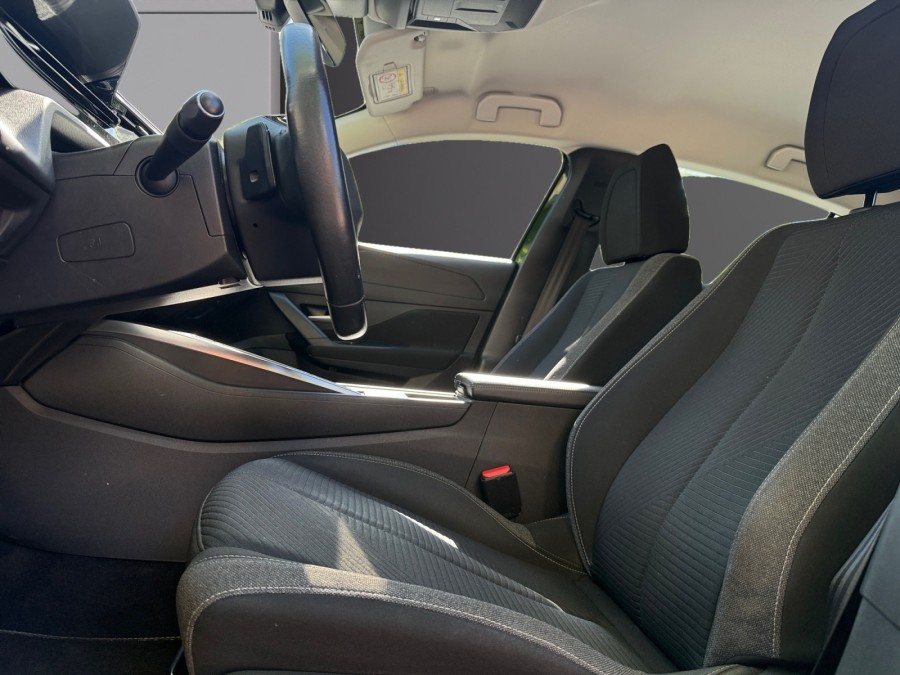 PEUGEOT d'occasion 308 1.5 BLUEHDI 130 ACTIVE PACK de 2021 Cannes