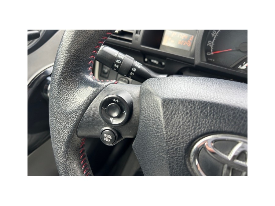 TOYOTA d'occasion IQ 1.3 100 VVT-I ICONIC PACK MULTIDRIVE de 2014