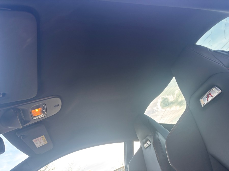 PEUGEOT d'occasion RCZ 1.6 THP 270 R de 2014 Besançon (25)﻿