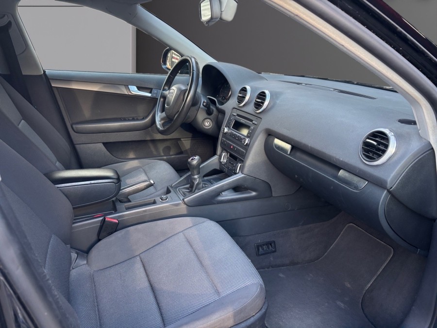 AUDI d'occasion A3 1.6 TDI 105 DESIGN EDITION de 2010 Pertuis (84)﻿