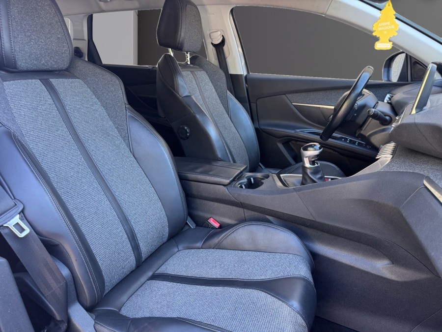 PEUGEOT d'occasion 5008 1.5 BLUE HDI 130 CROSSWAY de 2018 Pertuis