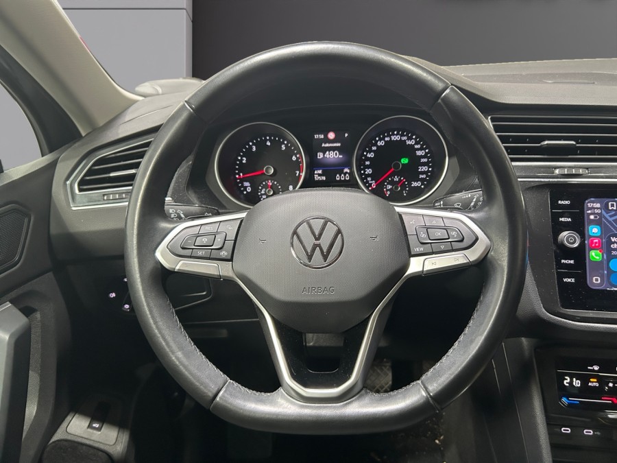 VOLKSWAGEN d'occasion TIGUAN 2.0 TDI 150 4X2 DSG PH2 de 2022 Lyon