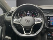VOLKSWAGEN d'occasion TIGUAN 2.0 TDI 150 4X2 DSG PH2 de 2022 Lyon