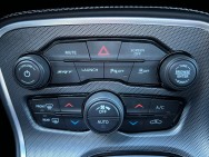 DODGE d'occasion CHALLENGER 6.4 V8 SRT8 de 2018 Pau (64)﻿