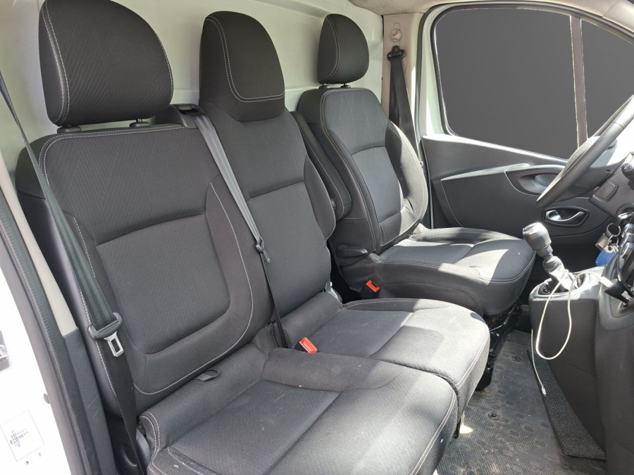 RENAULT d'occasion TRAFIC L1H1 1000 2.0 dCi 16V 120 cv de 2021