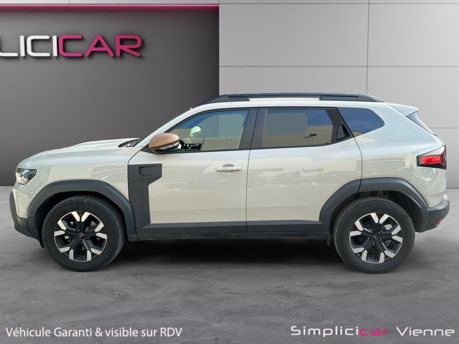 DACIA d'occasion DUSTER 1.6 HYBRID 140 EXTREME de 2024 Vienne (38)﻿