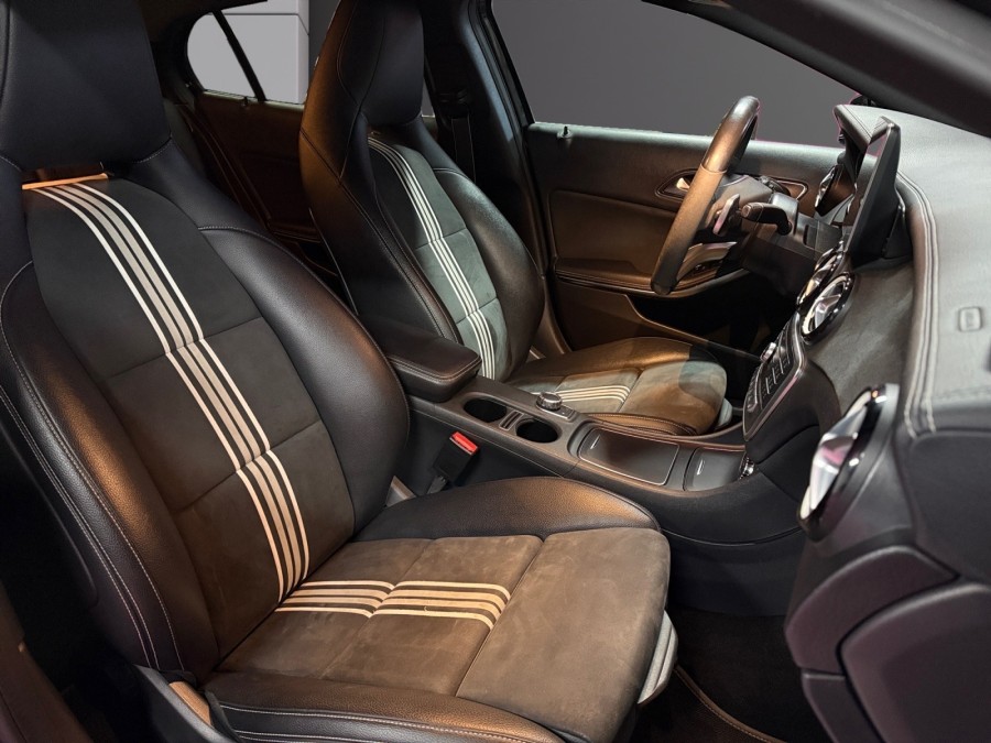 MERCEDES d'occasion CLASSE GLA GLA 200 D STARLIGHT EDITION de 2017