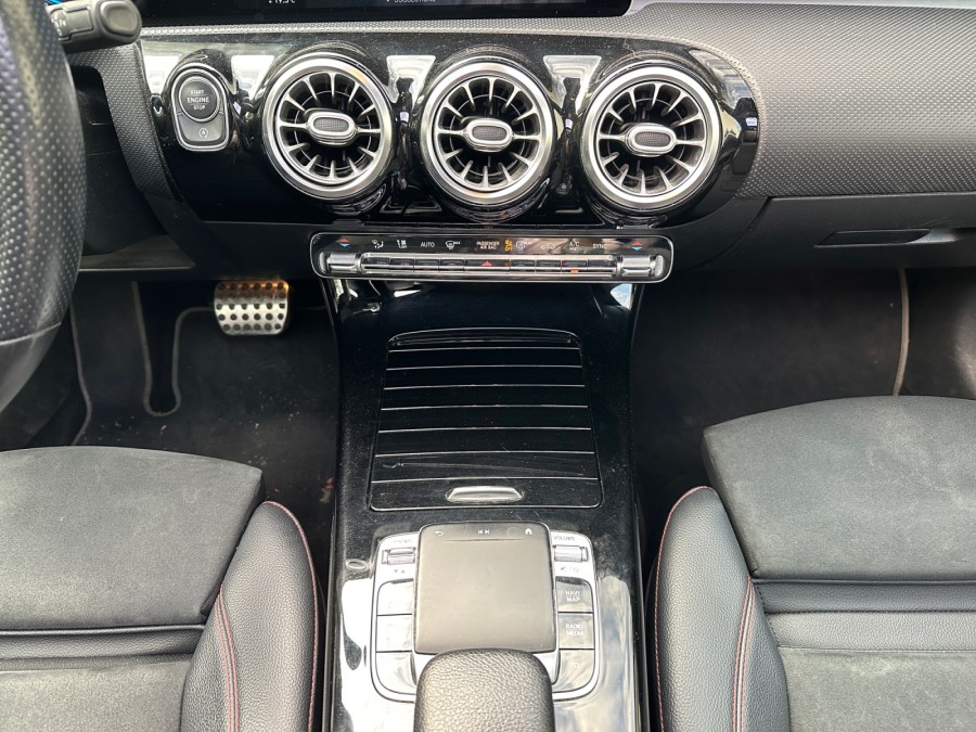 MERCEDES d'occasion CLASSE CLA II SB CLA 180 D AMG LINE BA de 2020