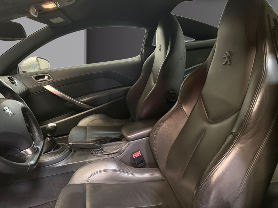 PEUGEOT d'occasion RCZ 2.0 HDI 160 de 2012 St Jean du Cardonnay (76)﻿