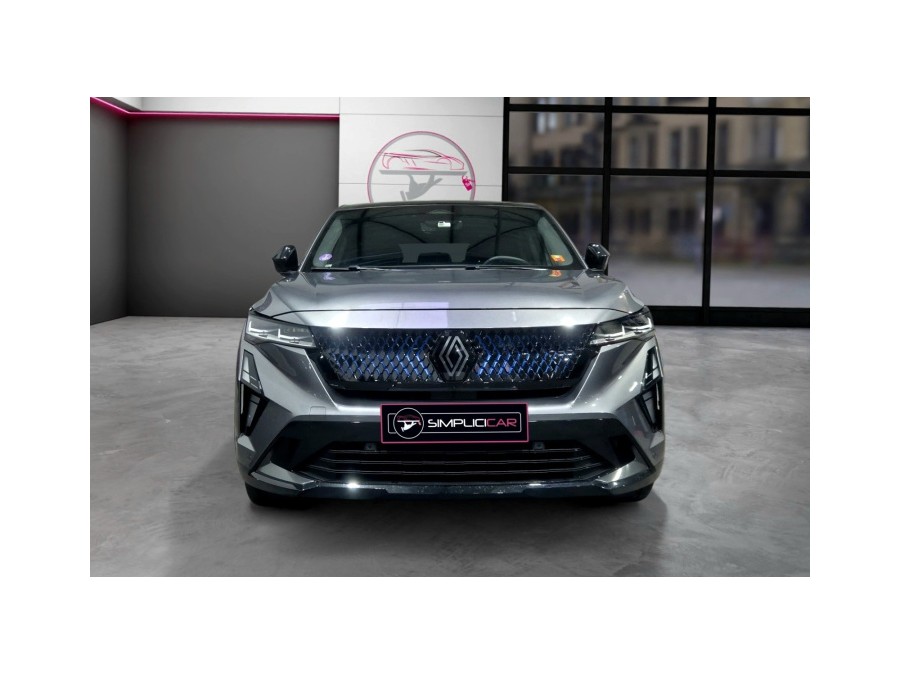 RENAULT d'occasion RAFALE 1.2 E-TECH 200 ESPRIT ALPINE de 2024 Lyon